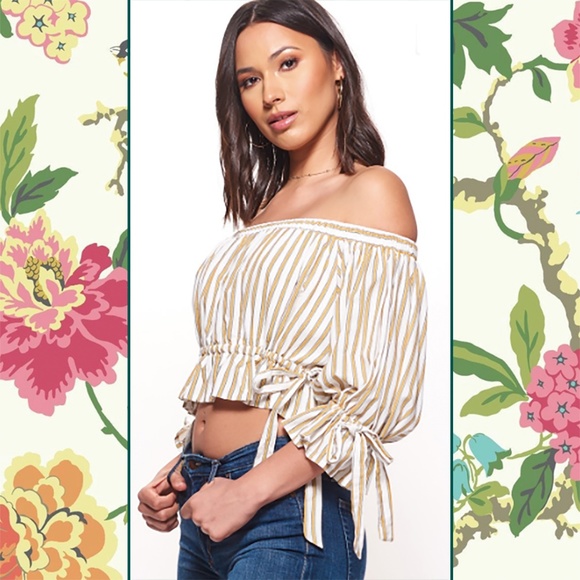 🌴Striped Off Shoulder Crop Top w/ Tie Detail🌴 - Picture 2 of 7